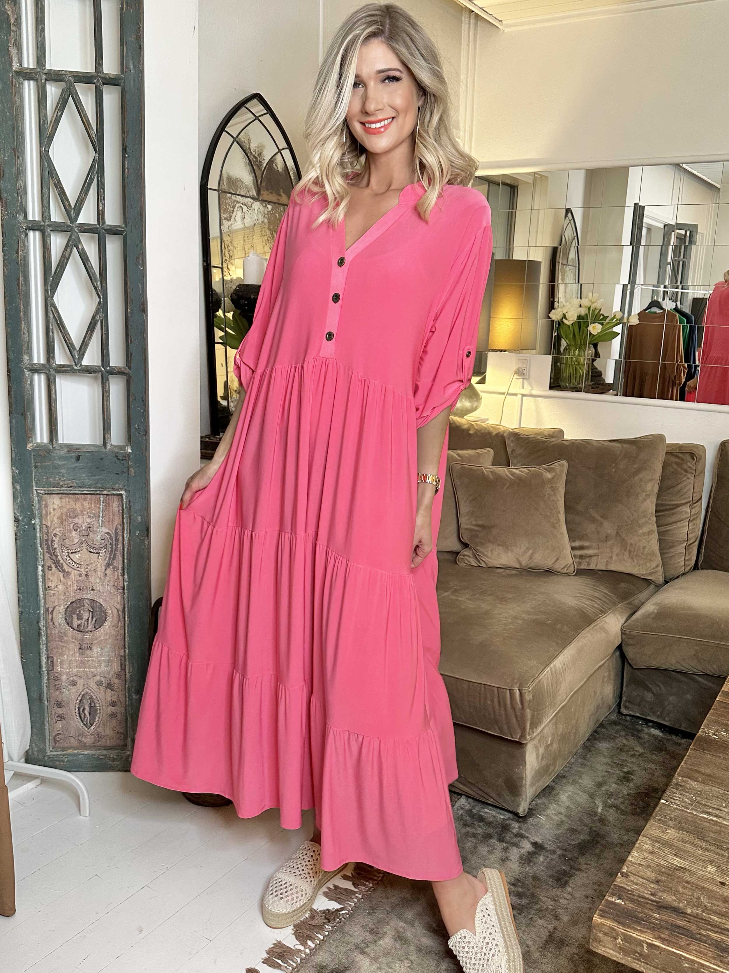 Milano Plain - Lång enfärgad klänning med lager på lager look